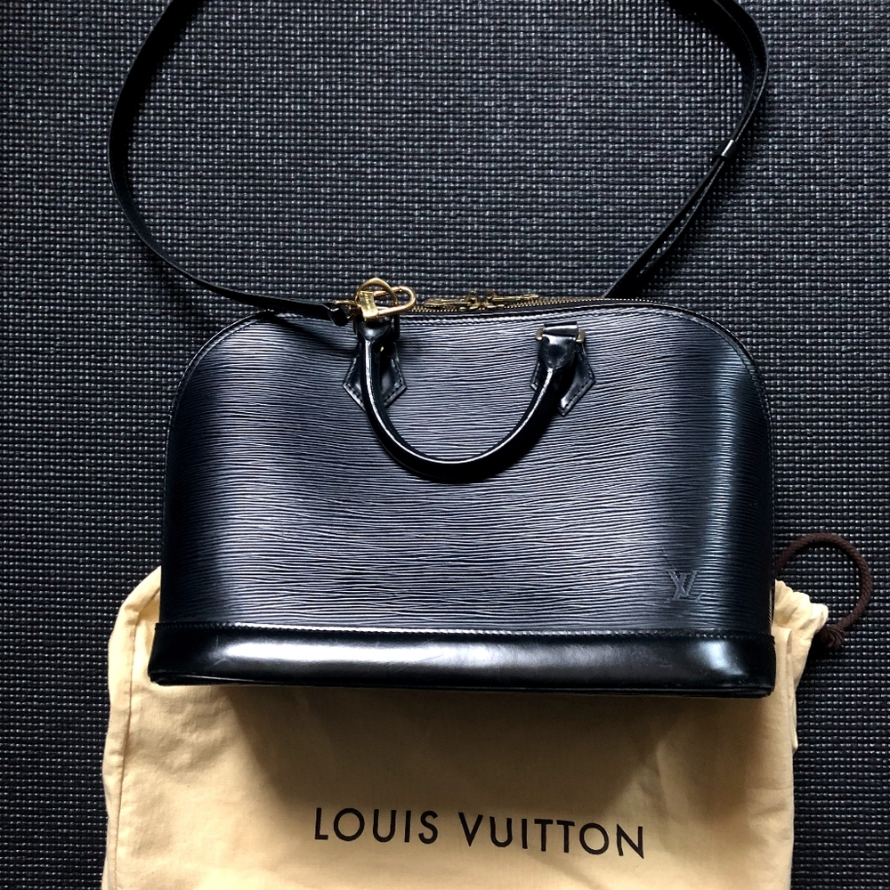 Louis Vuitton Alma PM Epi Leather Bag